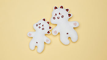 용 애착 인형